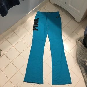 Victoria’s Secret pink leggings size small